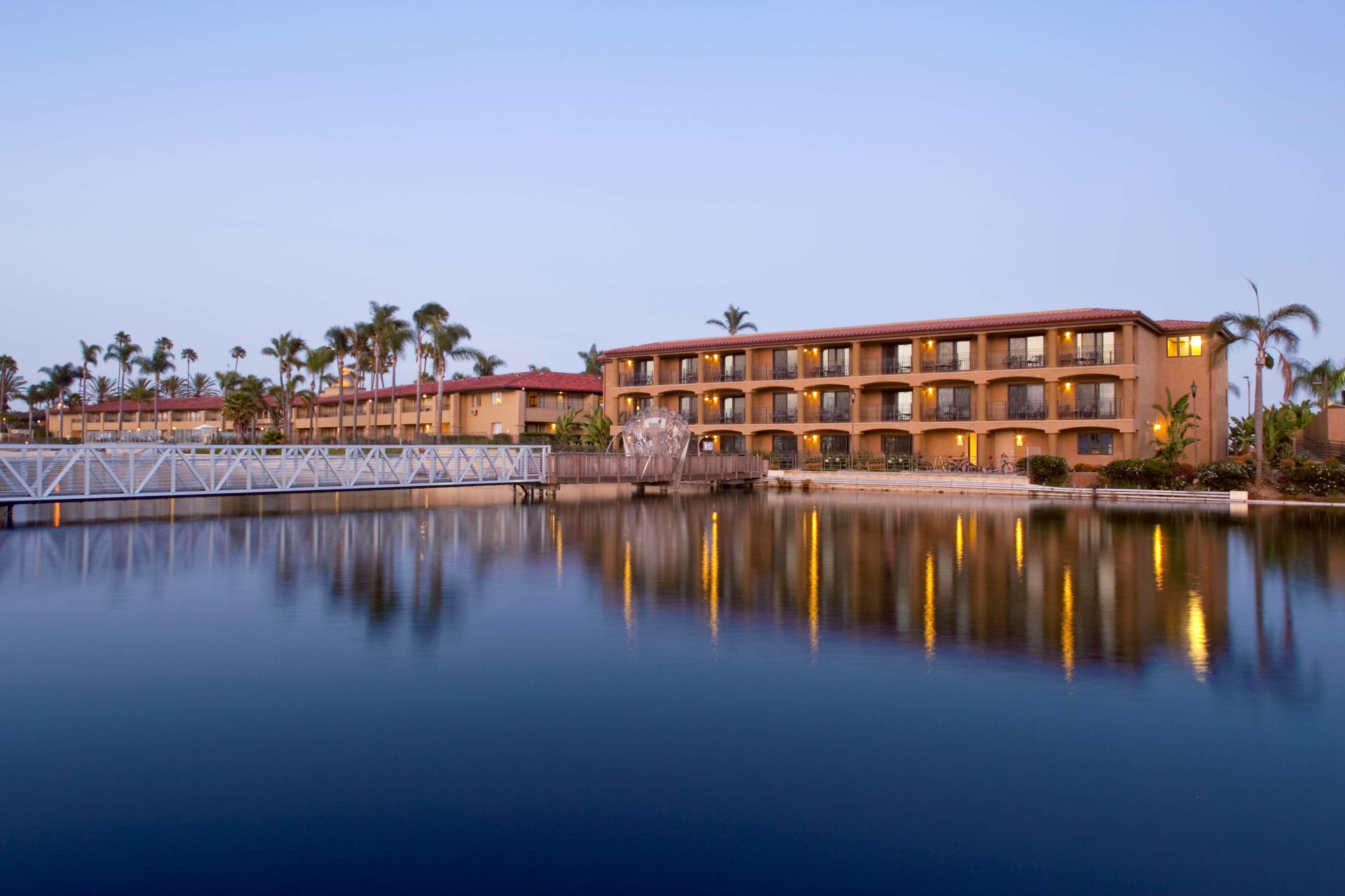 Best Western Plus Island Palms Hotel & Marina San Diego Bagian luar foto